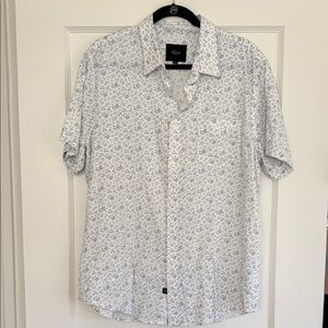 Rails Men's White and Blue Floral Shirt